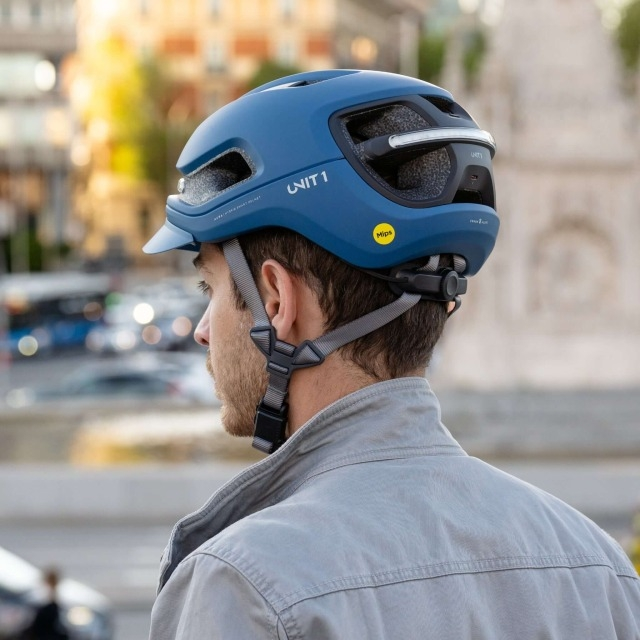 Unit1 Helm Aura L Mips, maverick